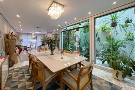 Casa à venda com 380m², 3 quartos e 6 vagasSala de Jantar