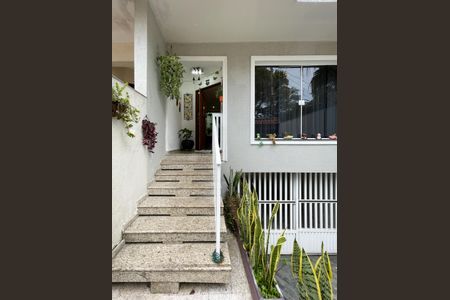 Casa à venda com 380m², 3 quartos e 6 vagasEntrada