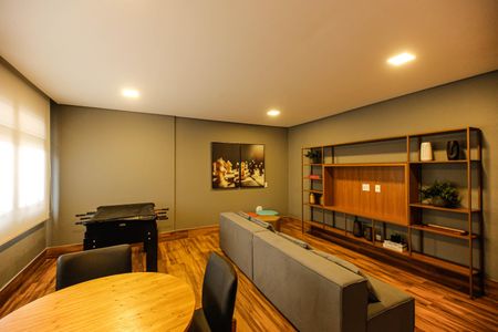 Apartamento para alugar com 48m², 2 quartos e sem vagaÁrea comum - Salão de jogos