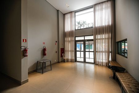 Apartamento para alugar com 48m², 2 quartos e sem vagaÁrea comum - Hall social