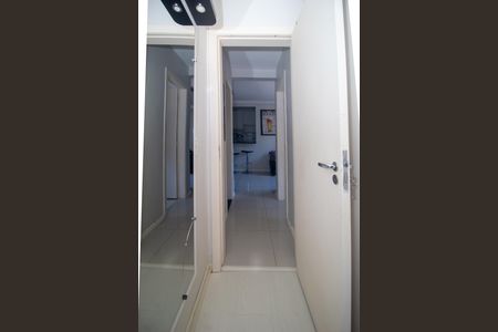 Apartamento à venda com 56m², 2 quartos e 1 vagaCorredor