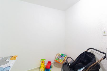 Casa à venda com 138m², 4 quartos e 2 vagas Casa à venda com 138m², 4 quartos e 2 vagasQuarto 2