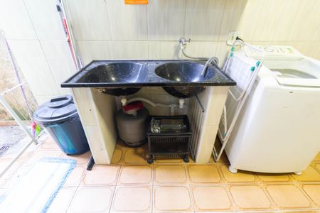 Casa à venda com 138m², 4 quartos e 2 vagas Casa à venda com 138m², 4 quartos e 2 vagasÁrea de Serviço