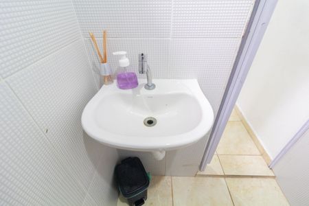 Casa à venda com 138m², 4 quartos e 2 vagas Casa à venda com 138m², 4 quartos e 2 vagasBanheiro 2