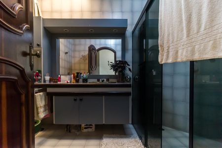 Casa para alugar com 367m², 4 quartos e 7 vagasBanheiro da Suíte