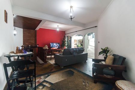 Casa para alugar com 367m², 4 quartos e 7 vagasSala