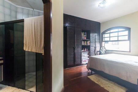 Casa para alugar com 367m², 4 quartos e 7 vagasQuarto 4 - Suíte