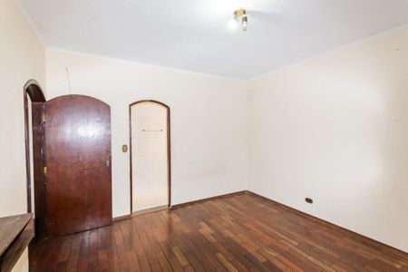 Casa à venda com 318m², 5 quartos e 6 vagas Casa à venda com 318m², 5 quartos e 6 vagasSuíte