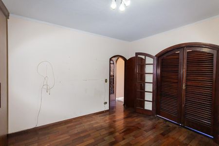 Casa à venda com 318m², 5 quartos e 6 vagas Casa à venda com 318m², 5 quartos e 6 vagasSuíte 2