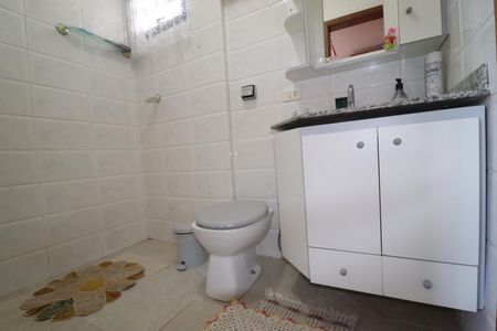 Apartamento à venda com 93m², 3 quartos e 2 vagasBanheiro Quarto 1 suíte