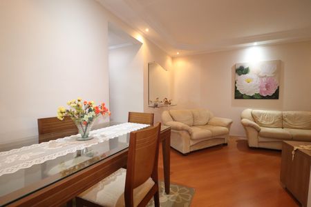 Apartamento à venda com 93m², 3 quartos e 2 vagasSala