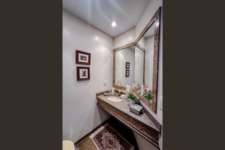 Apartamento para alugar com 300m², 4 quartos e 3 vagasLavabo