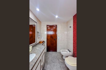 Apartamento para alugar com 300m², 4 quartos e 3 vagasBanheiro da Suíte 2