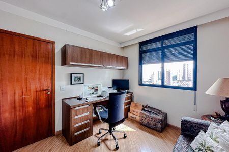 Apartamento para alugar com 300m², 4 quartos e 3 vagasQuarto 2