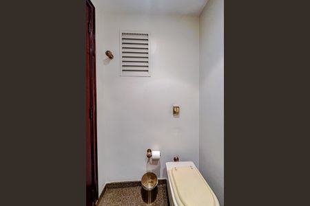 Apartamento para alugar com 300m², 4 quartos e 3 vagasLavabo