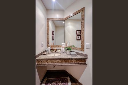 Apartamento para alugar com 300m², 4 quartos e 3 vagasLavabo