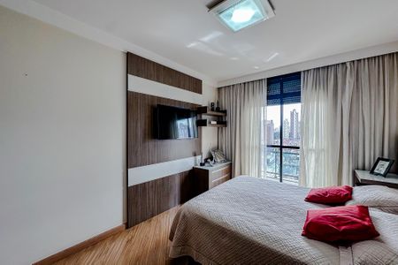 Apartamento para alugar com 300m², 4 quartos e 3 vagasSuíte 1