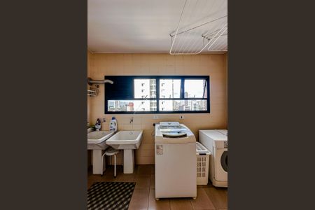 Apartamento para alugar com 300m², 4 quartos e 3 vagasÁrea de Serviço