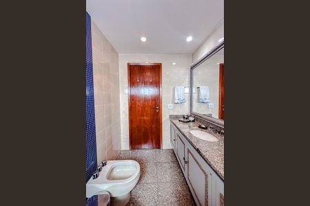 Apartamento para alugar com 300m², 4 quartos e 3 vagasBanheiro