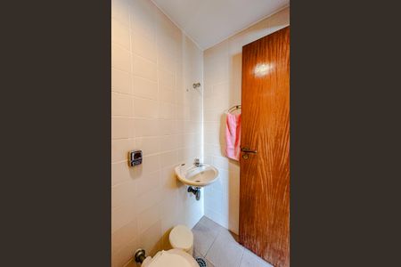 Apartamento para alugar com 300m², 4 quartos e 3 vagasBanheiro de serviço