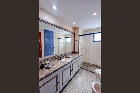 Apartamento para alugar com 300m², 4 quartos e 3 vagasBanheiro