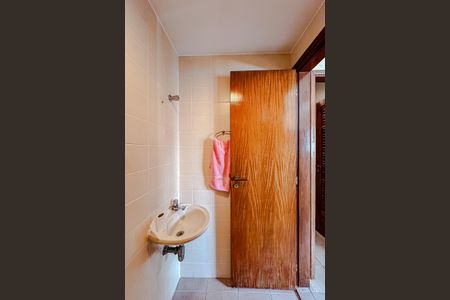 Apartamento para alugar com 300m², 4 quartos e 3 vagasBanheiro de serviço