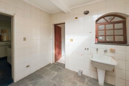 Casa para alugar com 170m², 3 quartos e 1 vaga Casa para alugar com 170m², 3 quartos e 1 vagaÁrea de Serviço