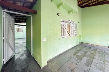 Casa para alugar com 170m², 3 quartos e 1 vaga Casa para alugar com 170m², 3 quartos e 1 vagaGaragem