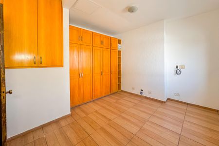Casa para alugar com 170m², 3 quartos e 1 vaga Casa para alugar com 170m², 3 quartos e 1 vagaQuarto 1