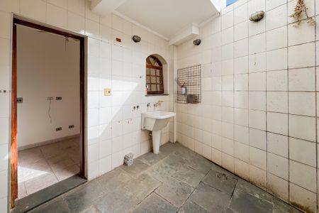 Casa para alugar com 170m², 3 quartos e 1 vaga Casa para alugar com 170m², 3 quartos e 1 vagaÁrea de Serviço