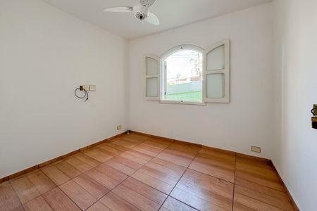 Casa para alugar com 170m², 3 quartos e 1 vaga Casa para alugar com 170m², 3 quartos e 1 vagaQuarto 2