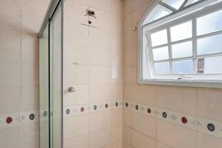 Casa para alugar com 170m², 3 quartos e 1 vaga Casa para alugar com 170m², 3 quartos e 1 vagaBanheiro da Suíte