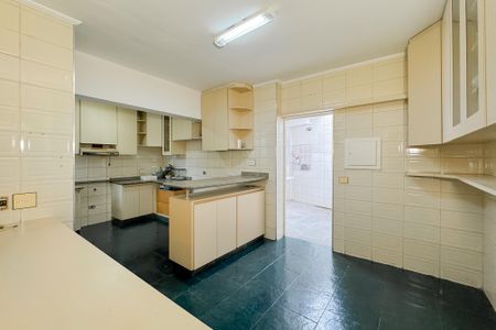 Casa para alugar com 170m², 3 quartos e 1 vaga Casa para alugar com 170m², 3 quartos e 1 vagaCozinha