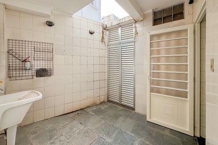 Casa para alugar com 170m², 3 quartos e 1 vaga Casa para alugar com 170m², 3 quartos e 1 vagaÁrea de Serviço