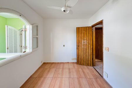 Casa para alugar com 170m², 3 quartos e 1 vaga Casa para alugar com 170m², 3 quartos e 1 vagaQuarto 2