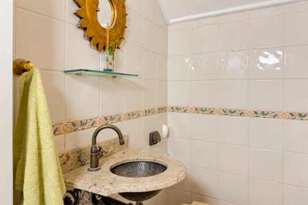 Casa para alugar com 170m², 3 quartos e 1 vaga Casa para alugar com 170m², 3 quartos e 1 vagaLavabo Sala