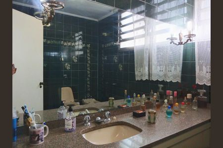 Apartamento à venda com 210m², 3 quartos e 1 vagaBanheiro Social