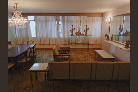 Apartamento à venda com 210m², 3 quartos e 1 vagaSala