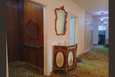 Apartamento à venda com 210m², 3 quartos e 1 vagaSala