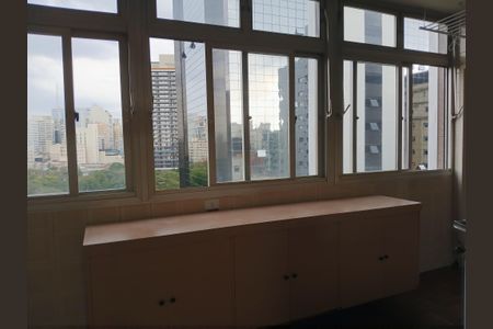 Apartamento à venda com 210m², 3 quartos e 1 vagaÁrea de Serviço