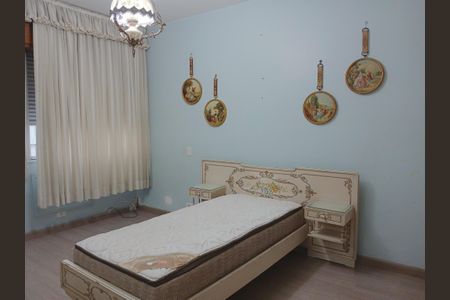 Apartamento à venda com 210m², 3 quartos e 1 vagaQuaro 2