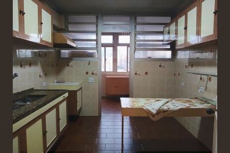 Apartamento à venda com 210m², 3 quartos e 1 vagaCozinha