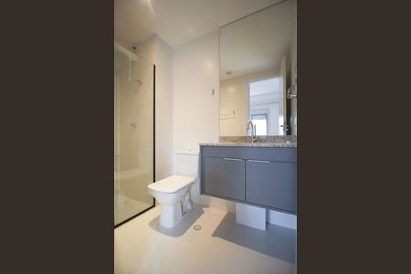 Banheiro de kitnet/studio à venda com 1 quarto, 24m² em Vila Olímpia, São Paulo