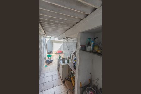 Casa para alugar com 206m², 5 quartos e 1 vaga Casa para alugar com 206m², 5 quartos e 1 vagaÁrea de Serviço 2