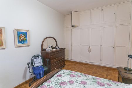 Casa para alugar com 206m², 5 quartos e 1 vaga Casa para alugar com 206m², 5 quartos e 1 vagaSuíte