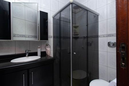 Casa à venda com 440m², 3 quartos e 5 vagasBanheiro de Serviço