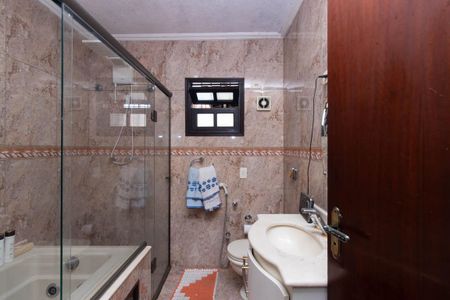 Casa à venda com 440m², 3 quartos e 5 vagasBanheiro da Suíte