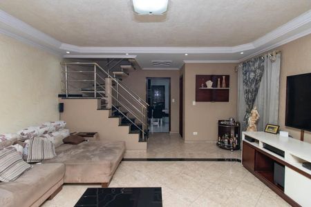 Casa à venda com 440m², 3 quartos e 5 vagasSala