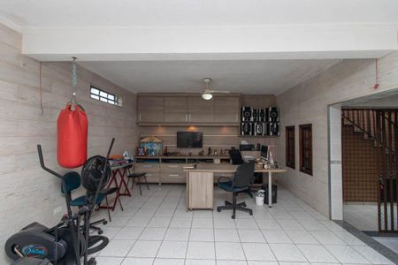 Casa à venda com 440m², 3 quartos e 5 vagasEscritório