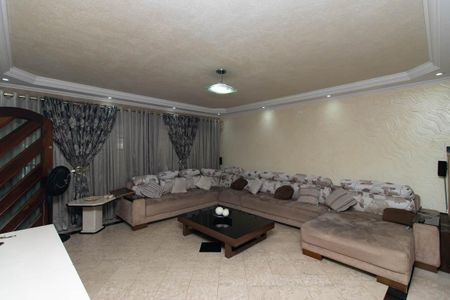 Casa à venda com 440m², 3 quartos e 5 vagasSala